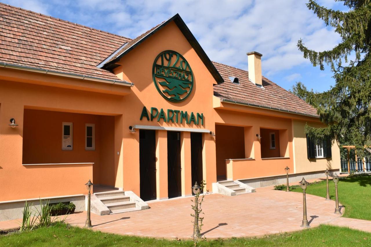 Szigetmonostor Szazesztendos Reveszhaz Apartman מראה חיצוני תמונה