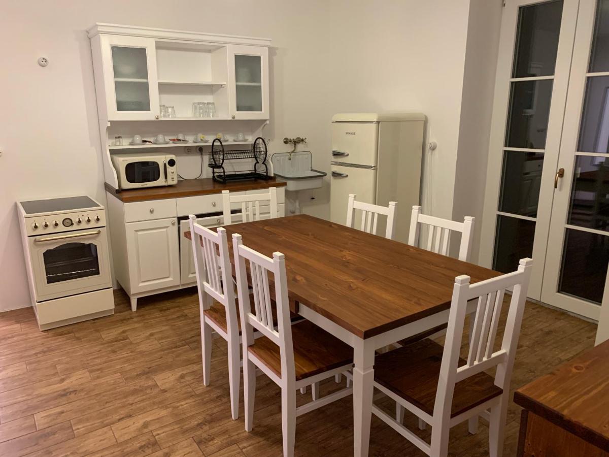 Szigetmonostor Szazesztendos Reveszhaz Apartman מראה חיצוני תמונה
